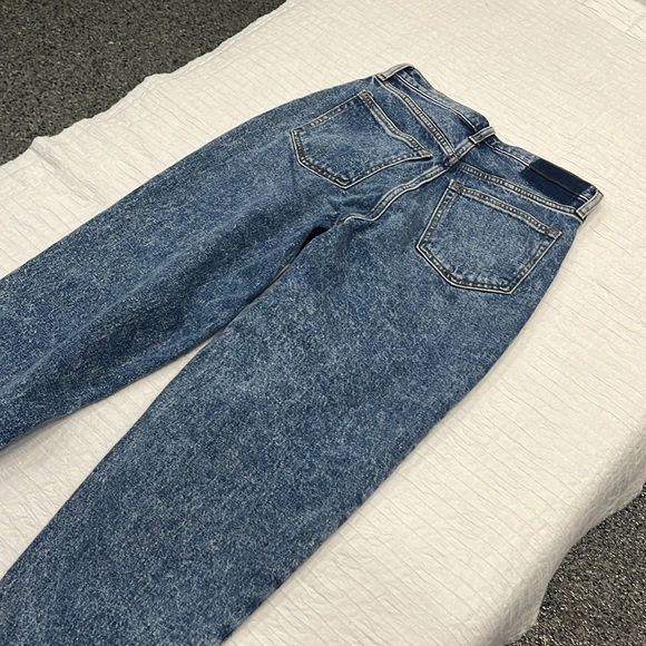 Abercrombie and Fitch the 80s mom Jean ultra high-rise size 26/2 regular blue - Picture 10 of 11